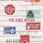 Papel de parede Les Aventures 3 11160910 Imitação Tijolinho com placas coloridas Tons de Cinza claro